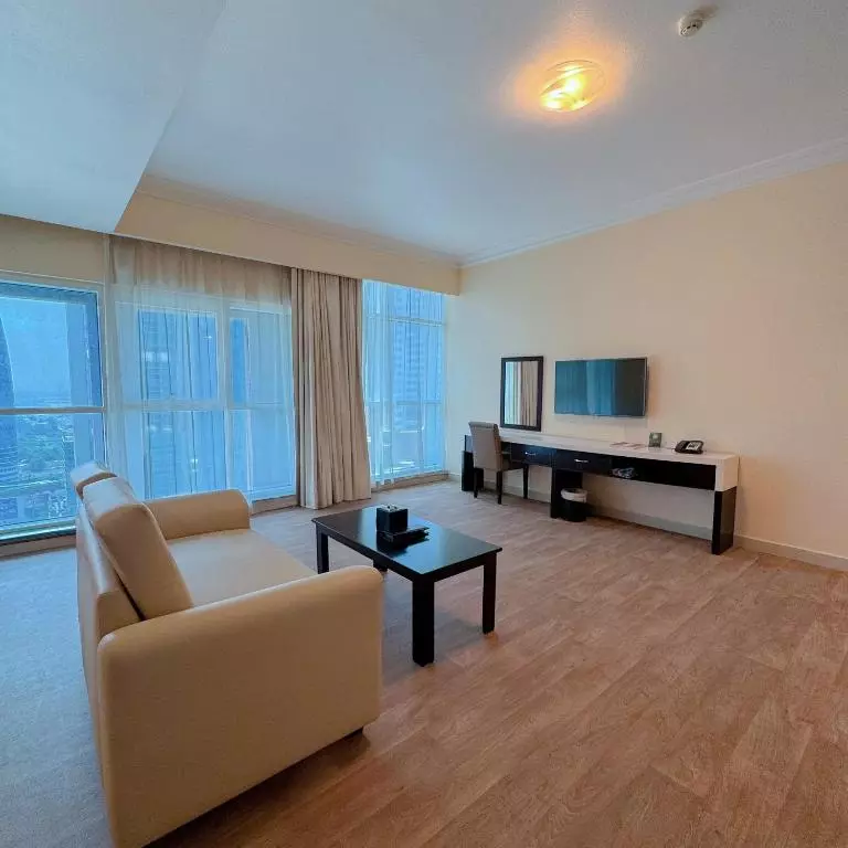 Sunday Mega Hotel Ex Emirates Grand Hotel